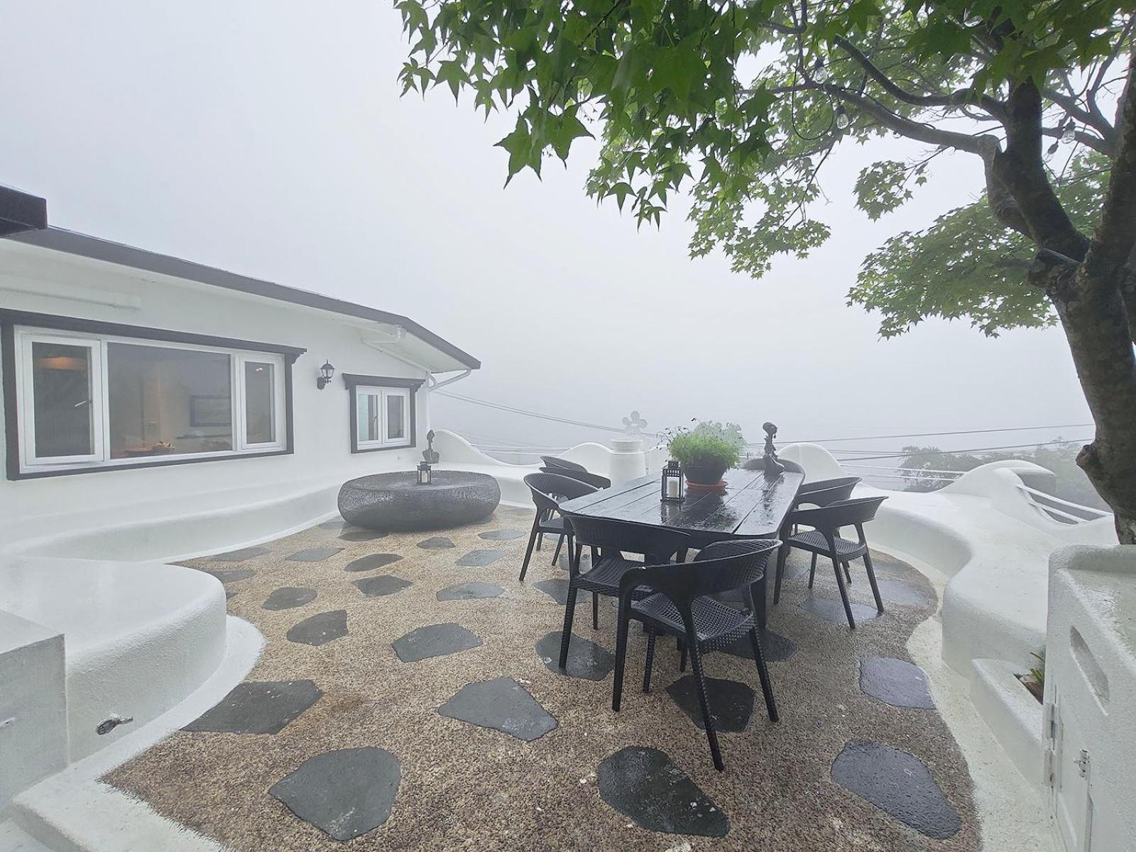 Bed and Breakfast 金石新月光 Jiufen Esterno foto