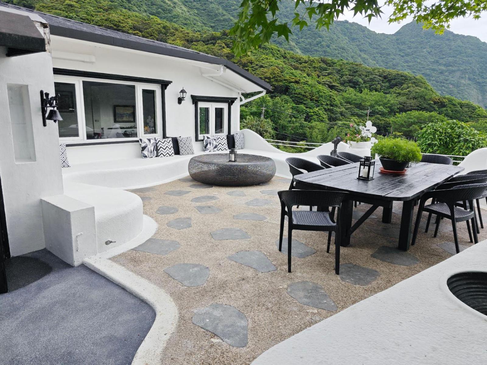 Bed and Breakfast 金石新月光 Jiufen Esterno foto