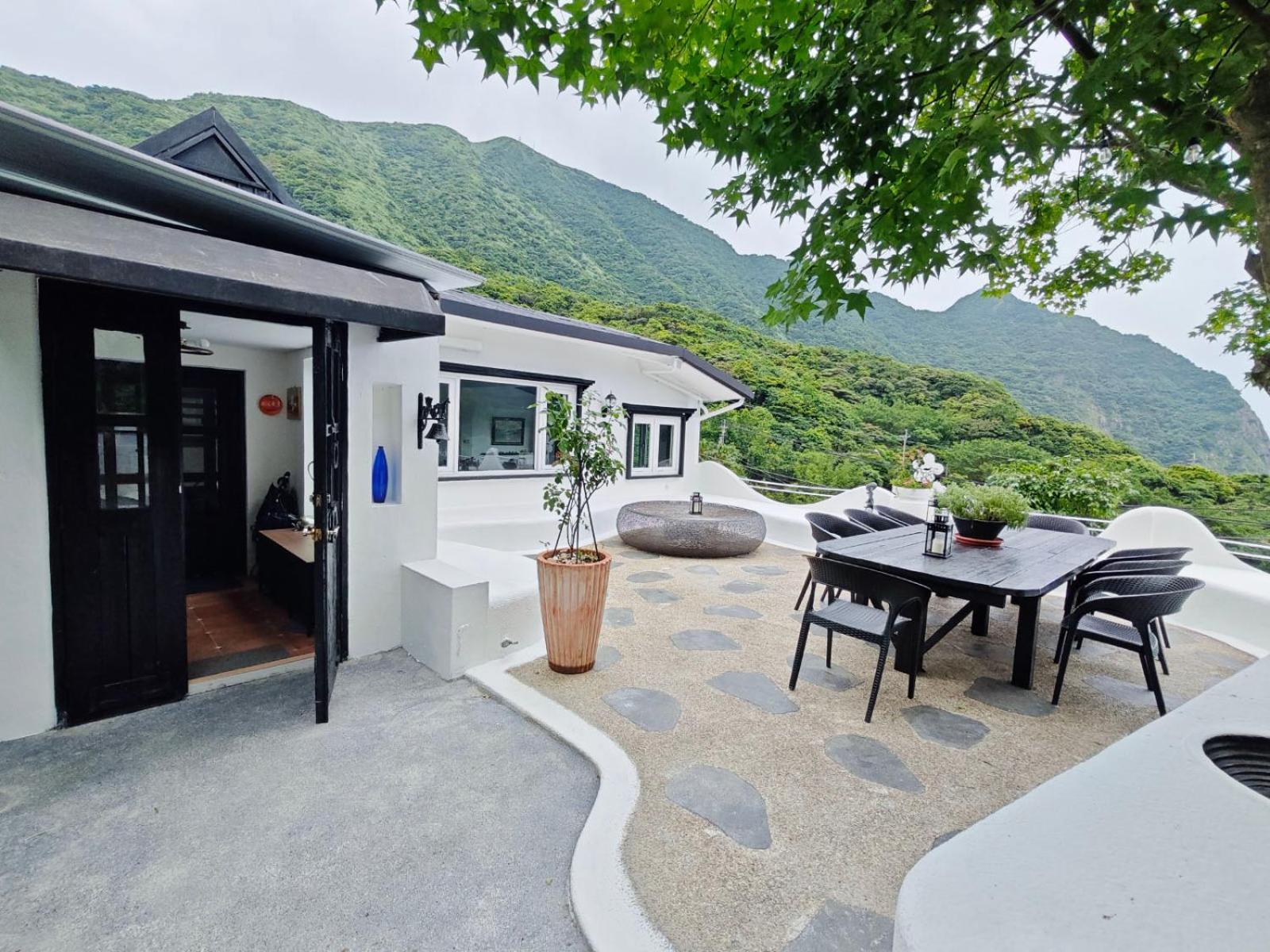 Bed and Breakfast 金石新月光 Jiufen Esterno foto